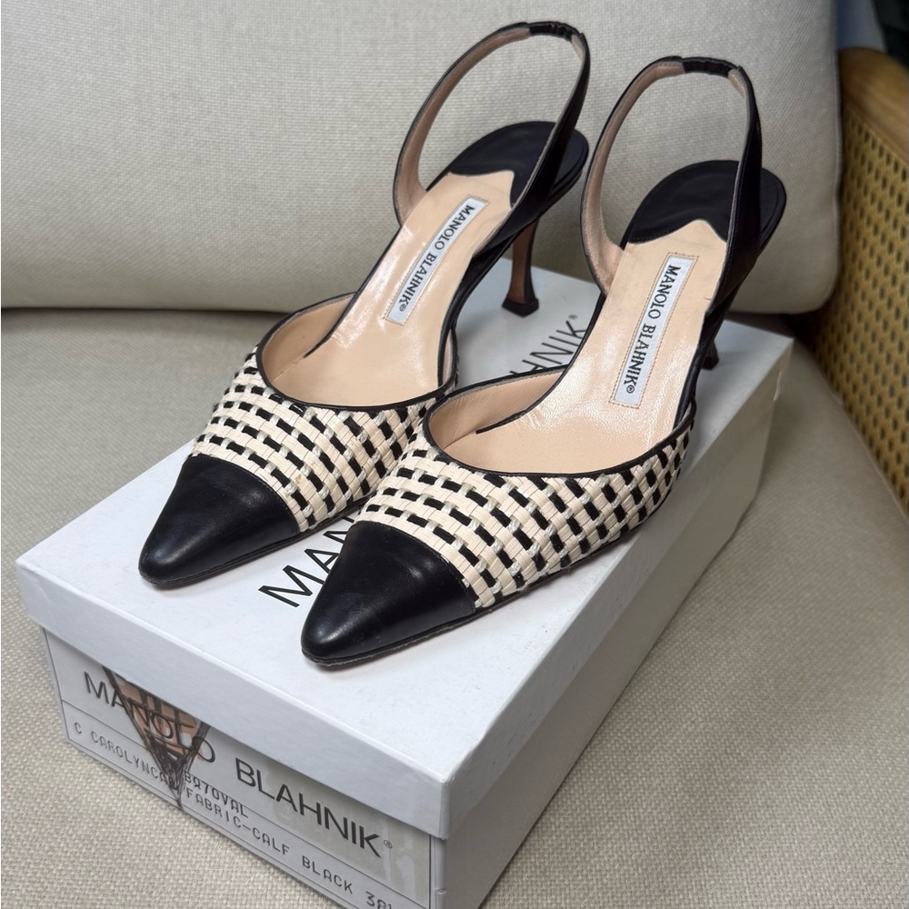 Manolo Blahnik Slingback Pointed Toe Heel EU SIZE 38.5
